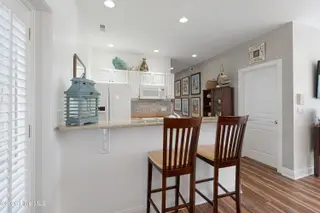104 S 3rd Street I-1 & Slip 5 Atlantic Harbour, Morehead City, NC 28557 – photo 6: Kitchen