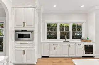 1621 S Moorings Drive, Wilmington, NC 28405 — 5-bedroom home in Landfall, Wilmington, NC, photo 14 of 76: 027_1621_south_moorings_drive_daytime_ma
