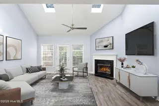 6211 Wrightsville Avenue Apt 102, Wilmington, NC 28403 – photo 4