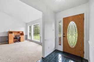 225 Godfrey Boulevard, Havelock, NC 28532 – photo 5: Entry foyer