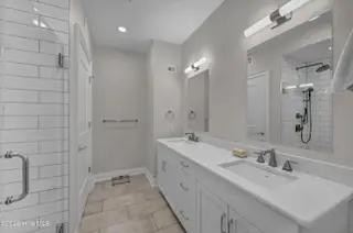 240 N Water Street 651, Wilmington, NC 28401 – photo 19: 015_img_4464_263