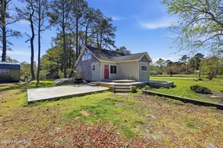 1748 Soundneck Road, Elizabeth City, NC 27909 – photo 2: 1748 Soundneck Rd
