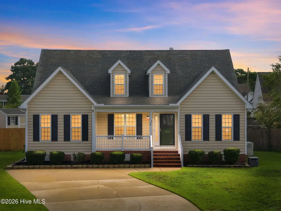 1116 Sebring Drive, Winterville, NC 28590 – photo 1 of 47: 1-web-or-mls-1116 Sebring Dr