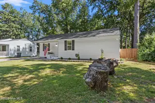 504 Oak Lane, Jacksonville, NC 28540 – photo 3: oak-1