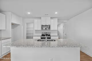 1042 Beechridge Drive SW 70, Ocean Isle Beach, NC 28469 – photo 9: 11_kitchen