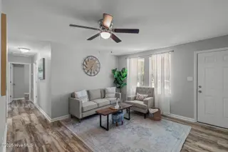 613 New River Drive, Jacksonville, NC 28540 – photo 7: 8