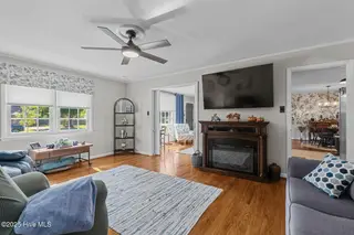 3012 Northwoods Drive, Jacksonville, NC 28540 – photo 9: Family Room