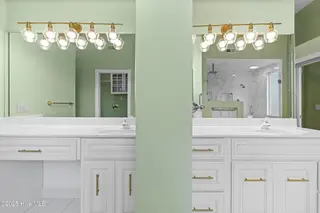 8808 Sedgley Drive, Wilmington, NC 28412 – photo 22: master bathroom