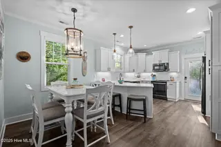 142 NW 12th Street, Oak Island, NC 28465 – photo 10: 21-web-or-mls-DSC06285