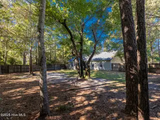 1436 Old Folkstone Road, Sneads Ferry, NC 28460 – photo 4: 5