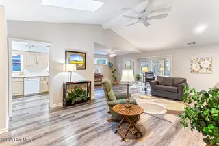 385 Pinehurst Trace Drive, Pinehurst, NC 28374 – photo 4: Living Room