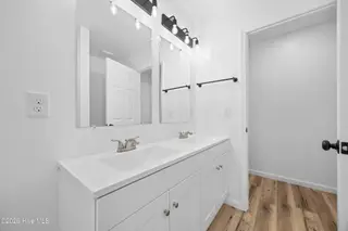 3660 Lakeview Drive SW, Supply, NC 28462 – photo 23: 31_bathroom