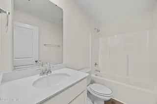 4688 Swimming Lane 126, Shallotte, NC 28470 – photo 11: 12_bathroom