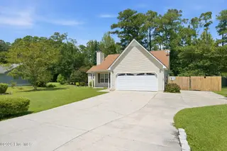108 Borgo Court, Havelock, NC 28532 – photo 6: 6-web-or-mls-DSC_5016