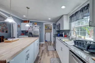 2981 Robin Drive SW, Shallotte, NC 28470 — 3-bedroom manufactured home in Shell Point, Shallotte, NC, photo 24 of 29: 2981RobinEdit-21