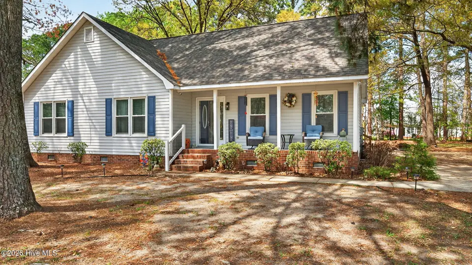 846 Darrell Drive, Greenville, NC 27834 — 3-bedroom home in Forest Pines, Greenville, NC, photo 1 of 39: 846 Darrell Drive