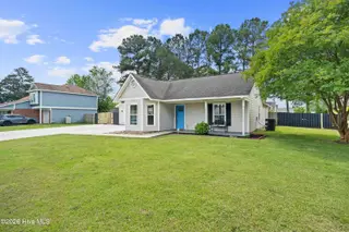 210 Balsam Road, Jacksonville, NC 28546 – photo 2: 20260510-2