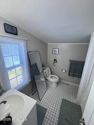109 Carteret Avenue, Beaufort, NC 28516 – photo 10: IMG_3867