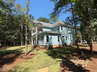 209 Coastal Dune Court, Wilmington, NC 28412 — 3-bedroom home in Riverlights, Wilmington, NC, photo 15 of 27: Brookshire Rear and Left Side