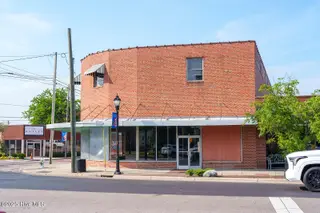 124 W Main Street, Aberdeen, NC 28315 – photo 4: 4 124 W Main Exterior