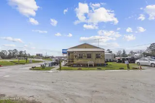 1215 Us 17 Highway N, New Bern, NC 28560 – photo 9: 48_img_9404