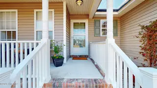 327 Oakmont Drive, Hampstead, NC 28443 – photo 6: 327-Oakmont-Dr (72)