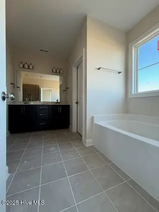 810 Tupelo Tree Drive, Hubert, NC 28539 – photo 23: IMG_9991