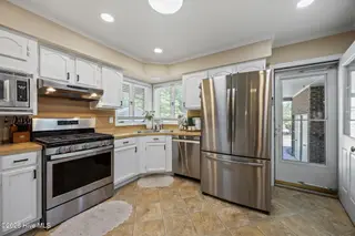 105 Dogwood Drive, Washington, NC 27889 – photo 12: 40-web-or-mls-IMG_4033