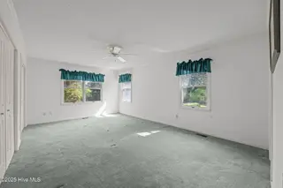 1506 Mona Passage Court, New Bern, NC 28560 – photo 19: 34-web-or-mls-DSC_9605