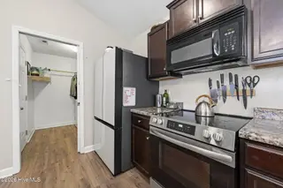 305 Basil Court, Hubert, NC 28539 – photo 15: 39-web-or-mls-_RAD7787_edit