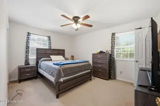 210 Nottingham Drive, Havelock, NC 28532 – photo 20: 21-web-or-mls-DSC_3278