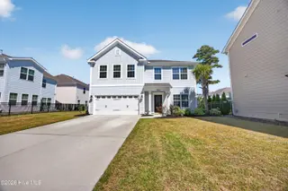 5507 Ivy Stone Lane, Wilmington, NC 28403 — 3-bedroom home in Cottages at Bradley Creek, Wilmington, NC, photo 1 of 25: 001_img_9860_605