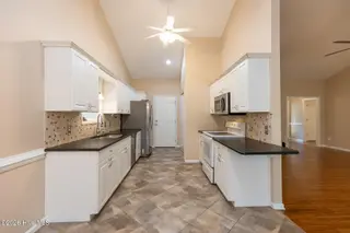 142 Overlook Drive, West End, NC 27376 – photo 6: kitchen1