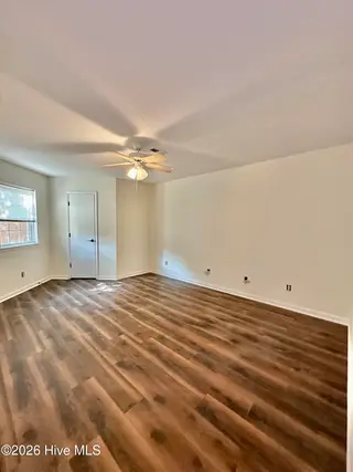 200 Rollins Drive 45, Greenville, NC 27834 – photo 11: RW Bedroom 1