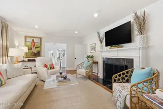 2112 Evans Street, Morehead City, NC 28557 – photo 22: 24-web-or-mls-1S3A7694