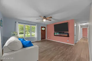 210 Glenburnie Drive, New Bern, NC 28560 – photo 13: 30-web-or-mls-DSC_4378
