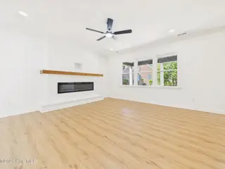 917 Maggie Lane, Elizabeth City, NC 27909 – photo 23: CAM06278G6-PR0047-STILL022