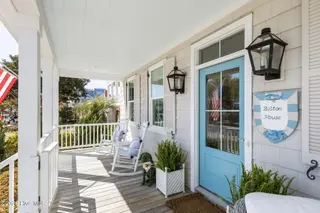 1513 Front Street, Beaufort, NC 28516 – photo 3: 1513 Front Street