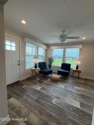 880 Yaupon Drive SW, Calabash, NC 28467 — 3-bedroom manufactured home in Clariday Estates, Calabash, NC, photo 7 of 23