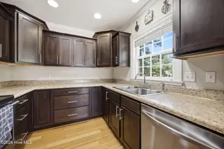 1223 Stockton Road, Kinston, NC 28504 – photo 13: 22-web-or-mls-img_5008