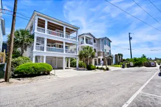 13 Seagull Street Unit B, Wrightsville Beach, NC 28480 – photo 2: P1588958
