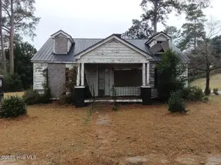 112 N Secrest Street, Kinston, NC 28501 – photo 1: Front