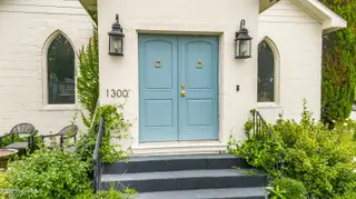 1300 Evans Street, Morehead City, NC 28557 – photo 3: Front Door View