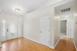 117 Clearbrook Way, New Bern, NC 28562 — 3-bedroom home in Berne Glade, New Bern, NC, photo 7 of 49: 117 Clearbrook Way, New Bern, NC 28562