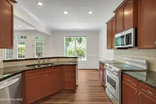 4812 Whitner Drive, Wilmington, NC 28409 — 3-bedroom townhome in Holly Glen, Wilmington, NC, photo 14 of 34: 4812WhitnerDrive-14