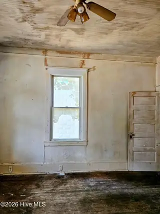 4152 E Horne Avenue, Farmville, NC 27828 – photo 7: 4152 E Horne Av5