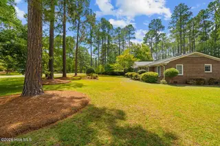 1003 Robinwood Road, Aberdeen, NC 28315 – photo 3: DSC01579