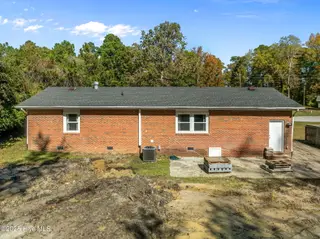 304 Sheffield Road, Jacksonville, NC 28546 – photo 12: 12-web-or-mls-11