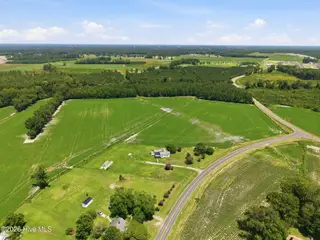 1175 Laurie Ellis Road, Winterville, NC 28590 – photo 9: 9-web-or-mls-DJI_20260730135443_0078_D