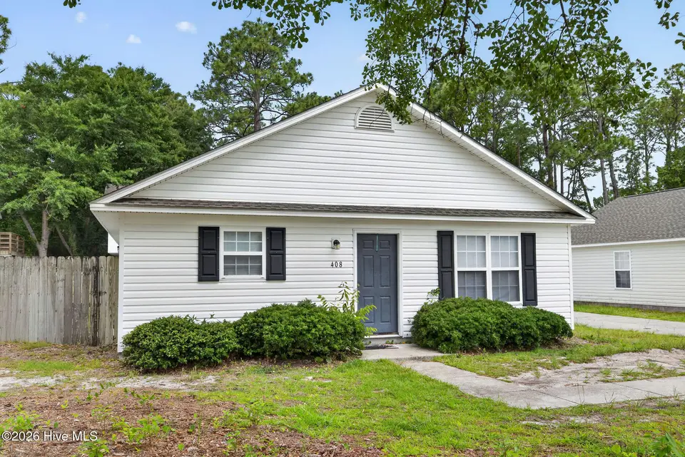 408 Beasley Road, Wilmington, NC 28409 – photo 1 of 13